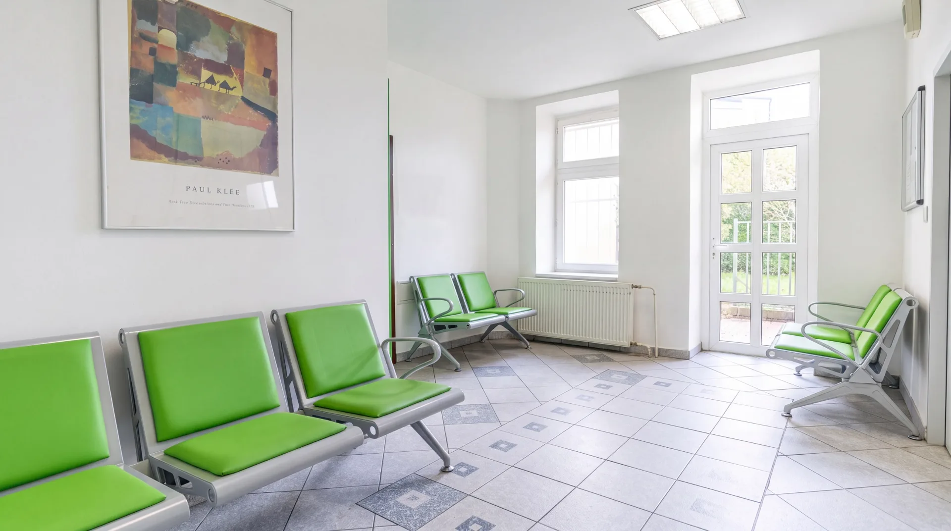 Čekárna ordinace Chirurgie Dejvice